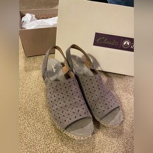 Clarks Women's Taupe Espadrille Peep-Toe Shoes